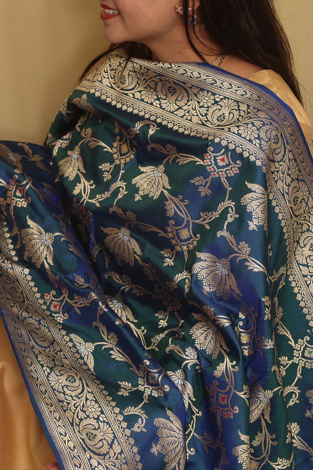 Beautiful Blue Banarasi Handloom Pure Katan Silk Kadwa Dupatta - Luxurion World