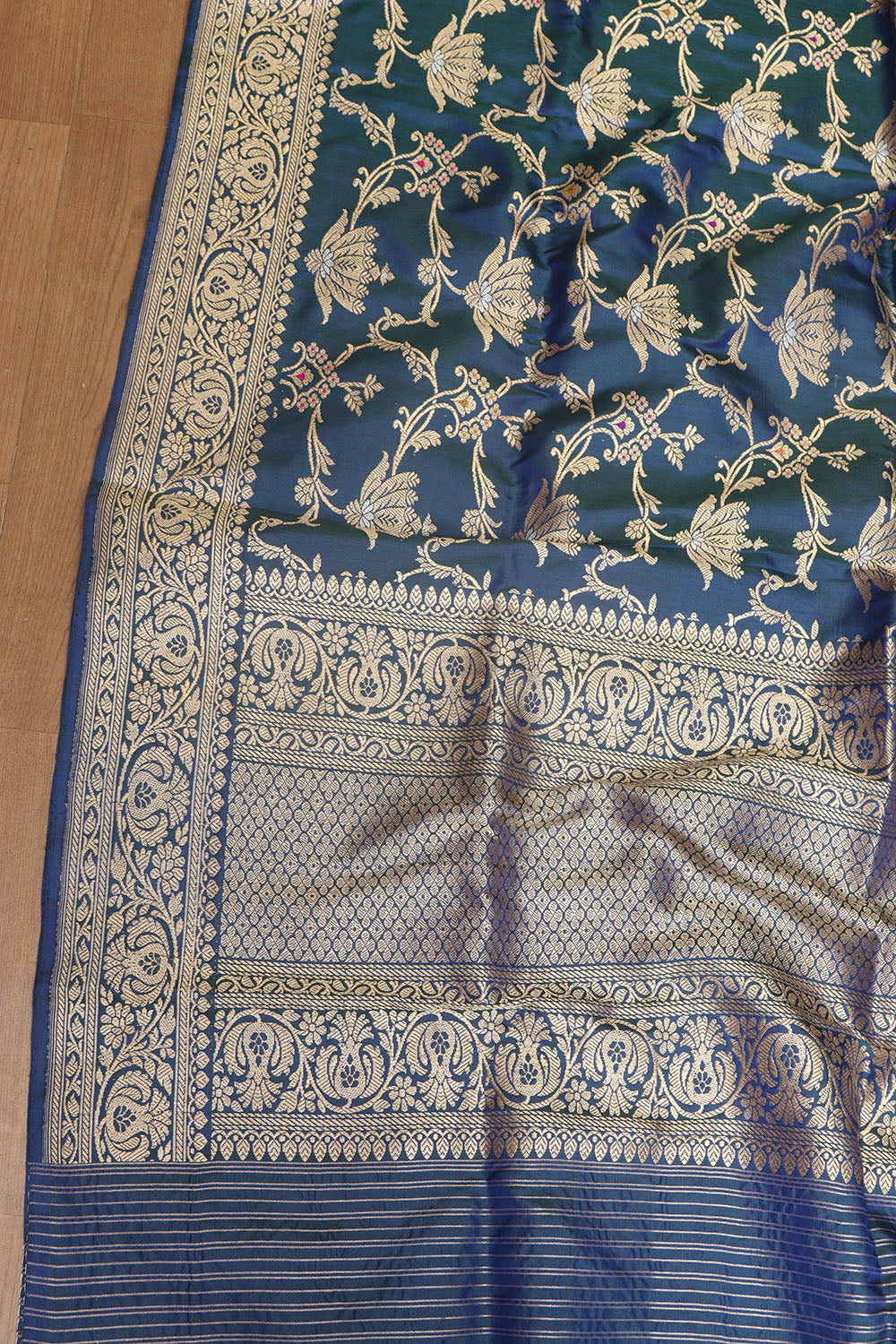 Beautiful Blue Banarasi Handloom Pure Katan Silk Kadwa Dupatta - Luxurion World