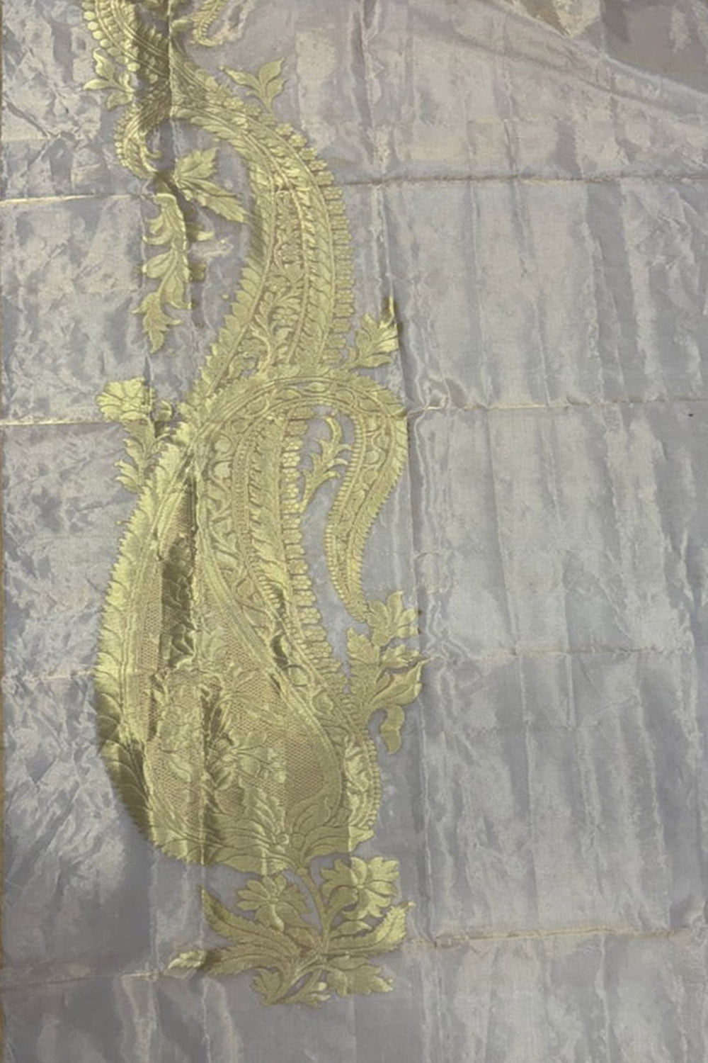 Dyeable Handloom Banarasi Pure Tissue Dupatta - Luxurion World- Crafted Heirlooms