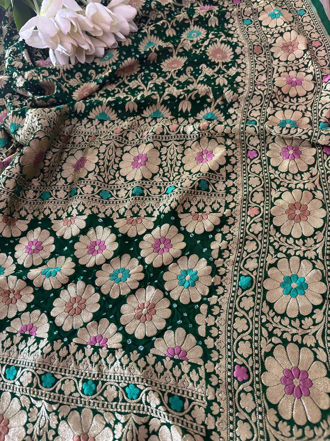 Green Banarasi Bandhani Pure Georgette Meenakari Flower Design Dupatta - Luxurion World- Crafted Heirlooms