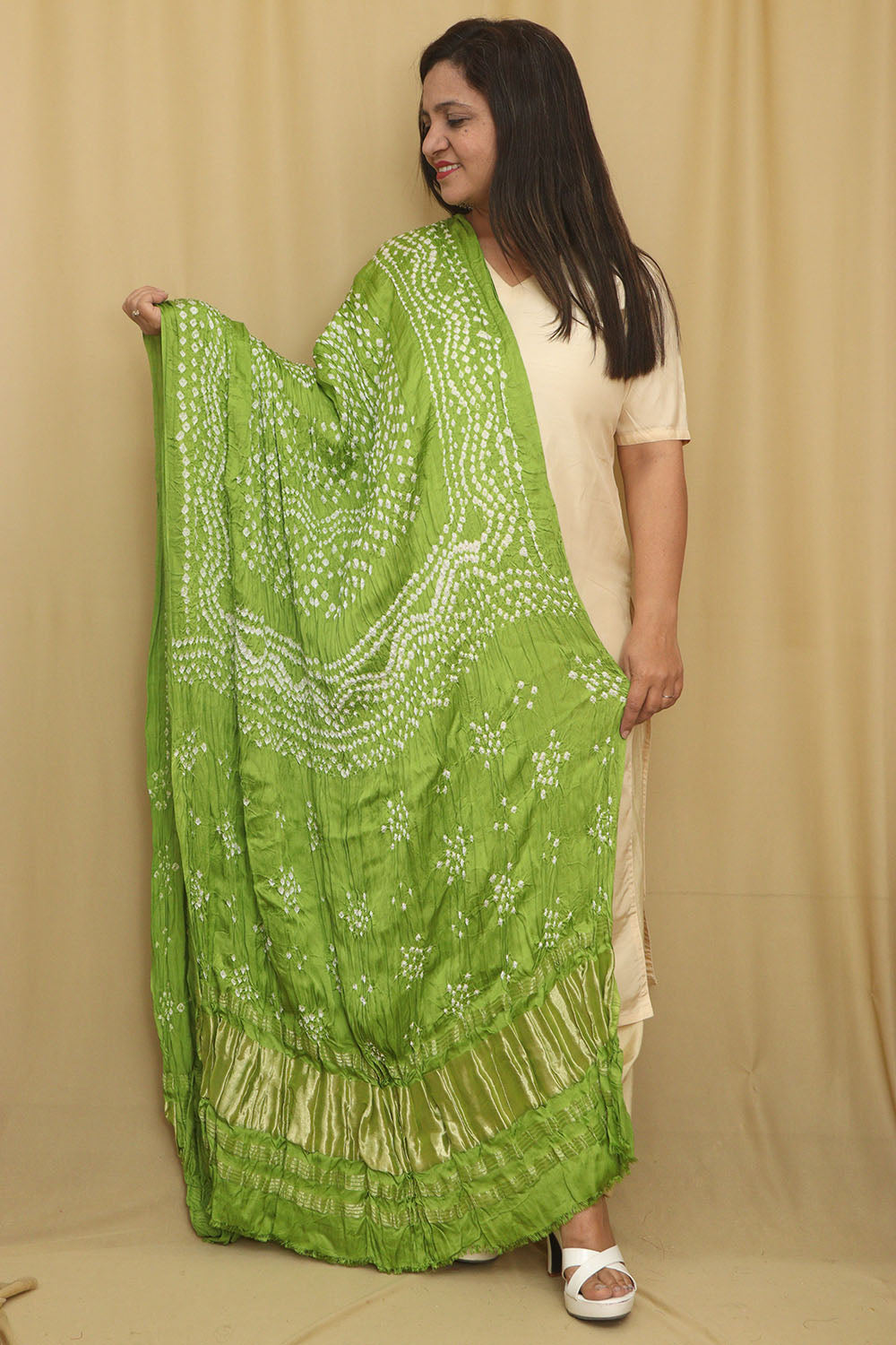 Green Bandhani Modal Gajji Silk Dupatta - Elegant and Stylish - Luxurion World
