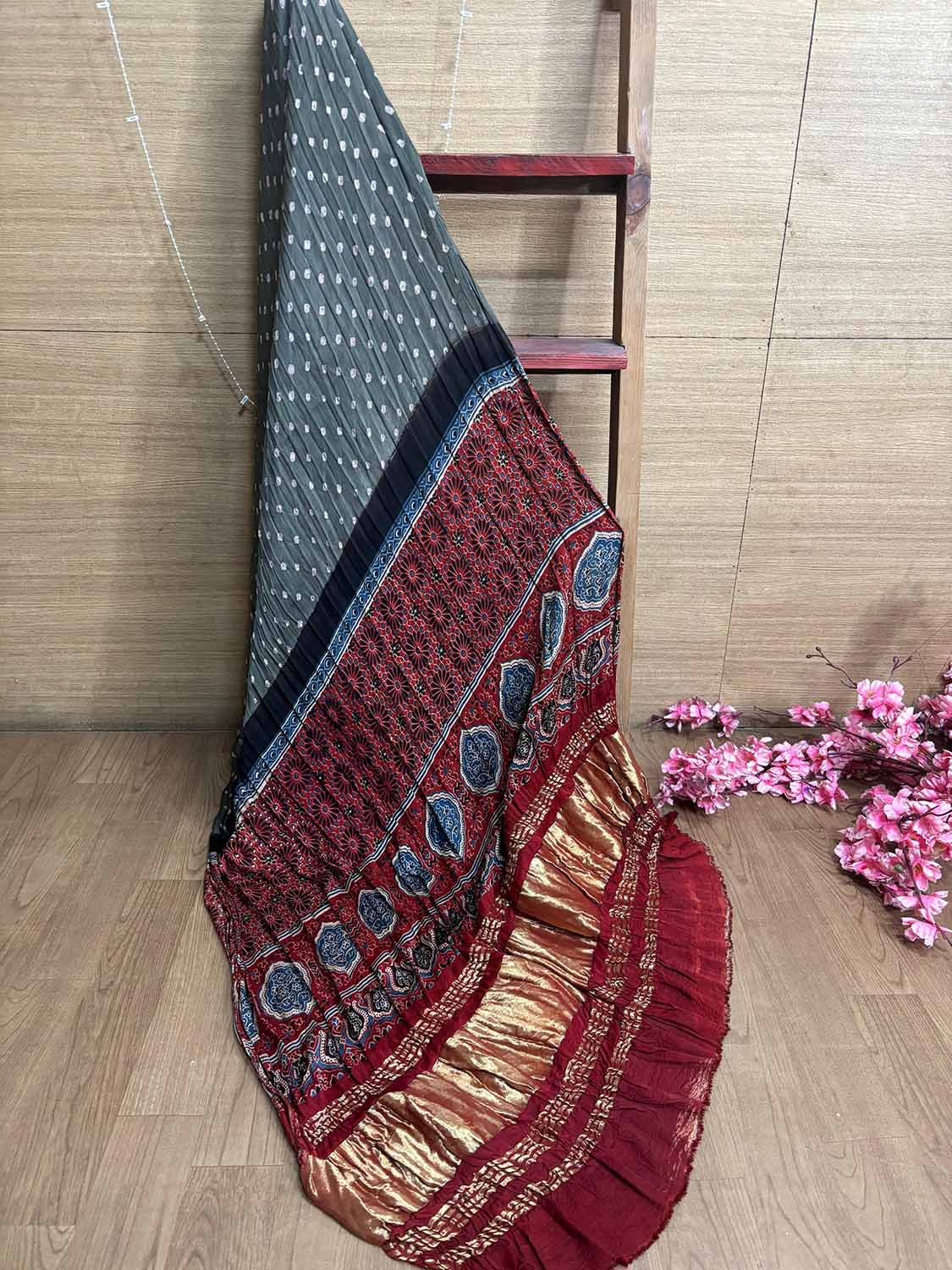Elegant Grey Bandhani Modal Gajji Silk Dupatta - Luxurion World