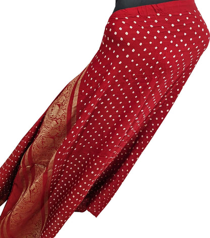 Stunning Red Bandhani Silk Dupatta with Tissue Border - Luxurion World