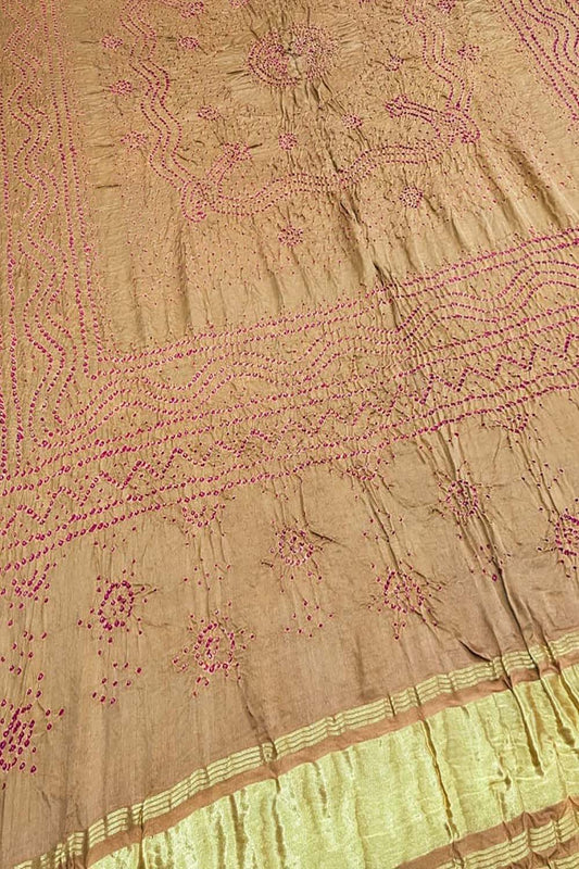 Soft and Elegant Gajji Silk Dupatta in Pastel Bandhani - Luxurion World