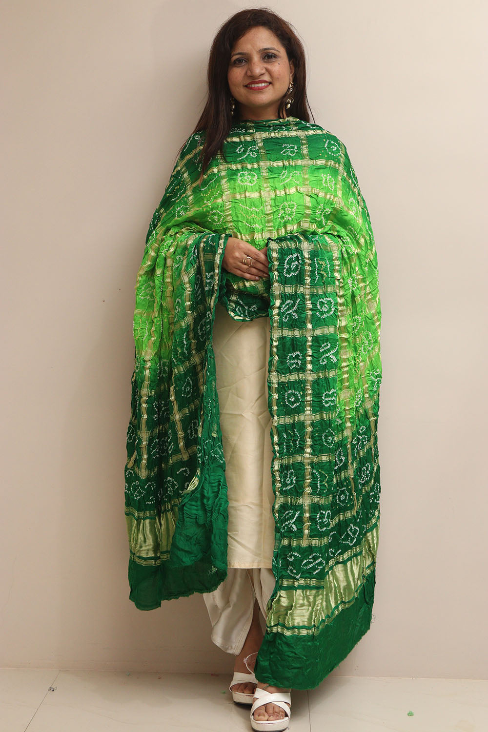 Green Bandhani Gajji Silk Dupatta - Pure Elegance - Luxurion World- Crafted Heirlooms