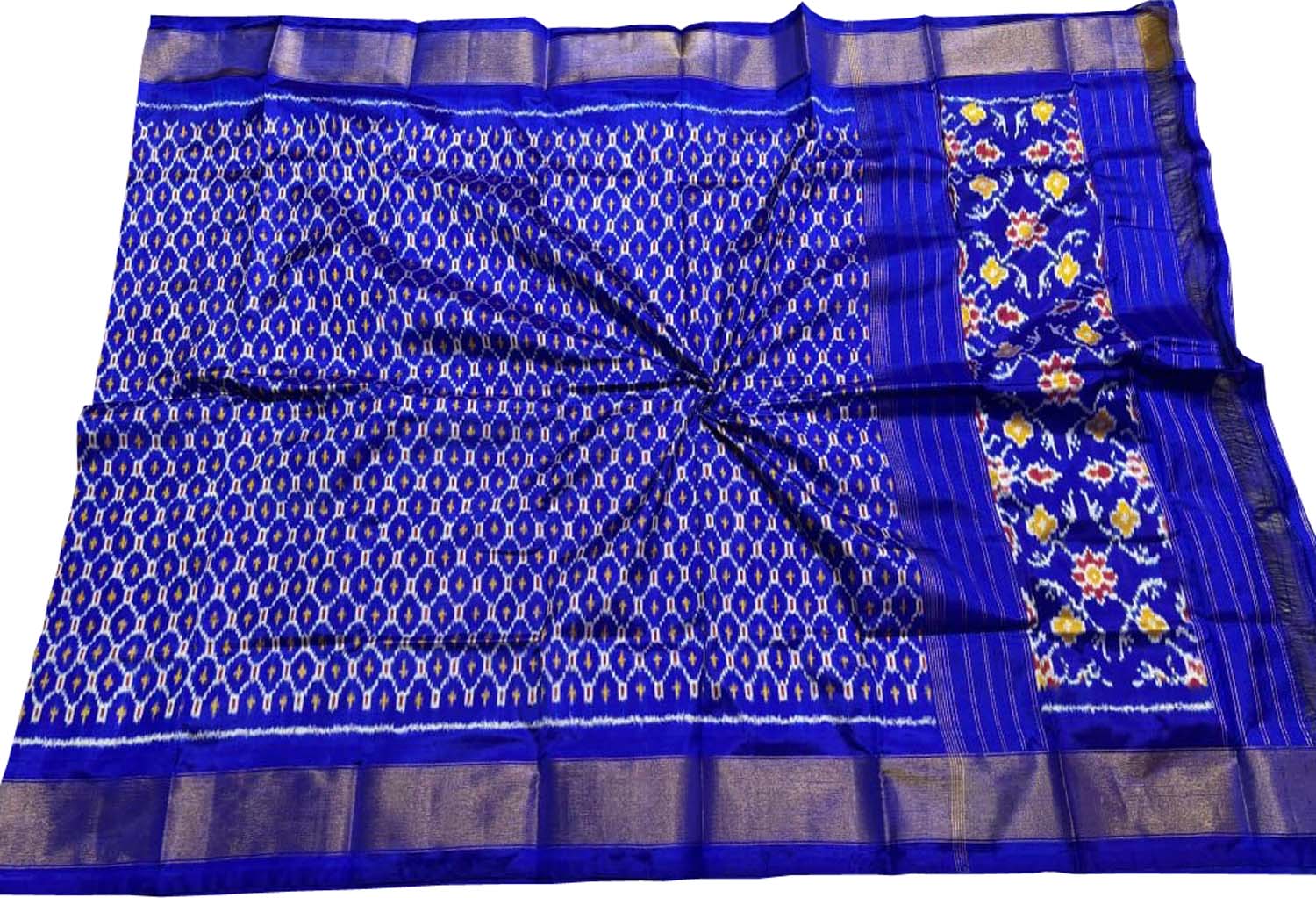 Blue Pure Silk Pochampalli Ikat Dupatta : Elegant and Luxurious - Luxurion World