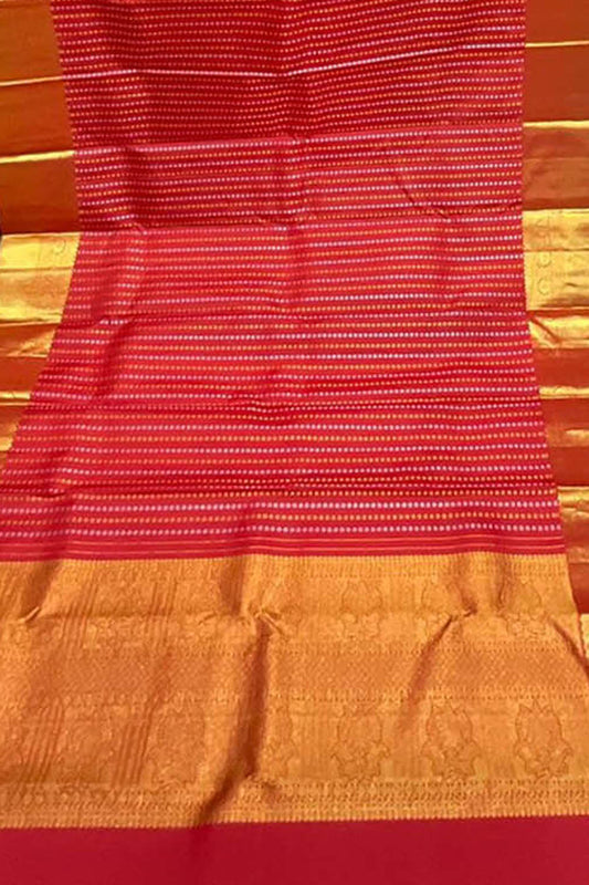 Red Kanjeevaram Handloom Pure Silk Dupatta - Luxurion World