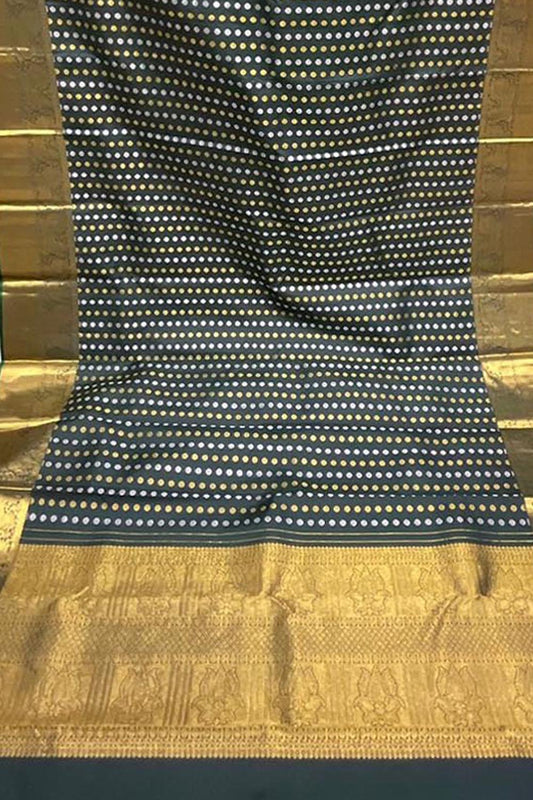 Black Kanjeevaram Handloom Pure Silk Dupatta - Luxurion World