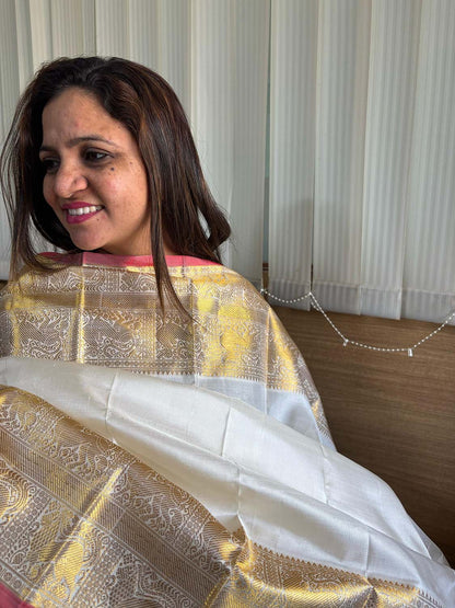 Off White Kanjeevaram Handloom Pure Silk Dupatta - Luxury - Luxurion World