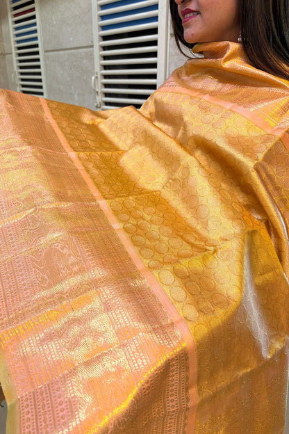 Golden Kanjeevaram Handloom Pure Silk Dupatta - Luxurion World