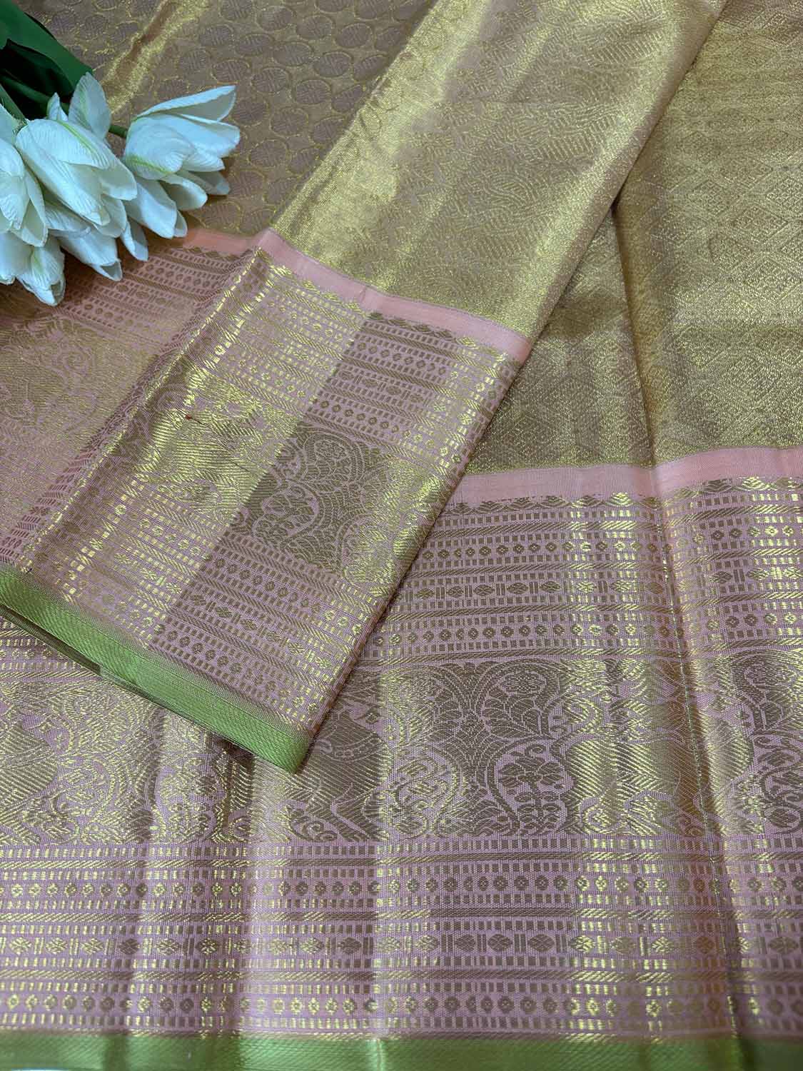 Golden Kanjeevaram Handloom Pure Silk Dupatta - Luxurion World