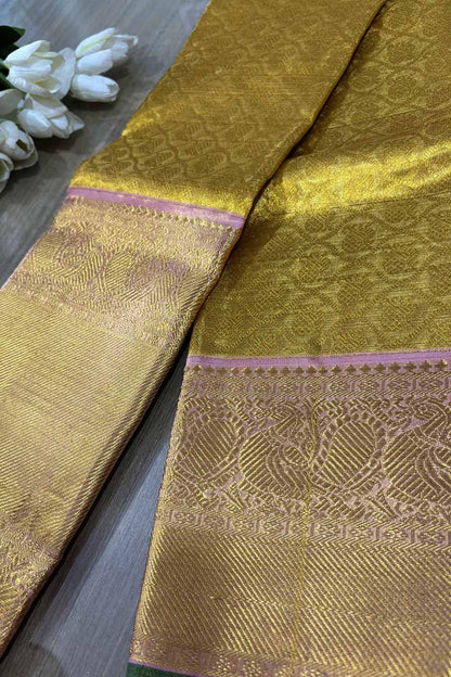 Golden Kanjeevaram Handloom Pure Silk Dupatta - Luxurion World