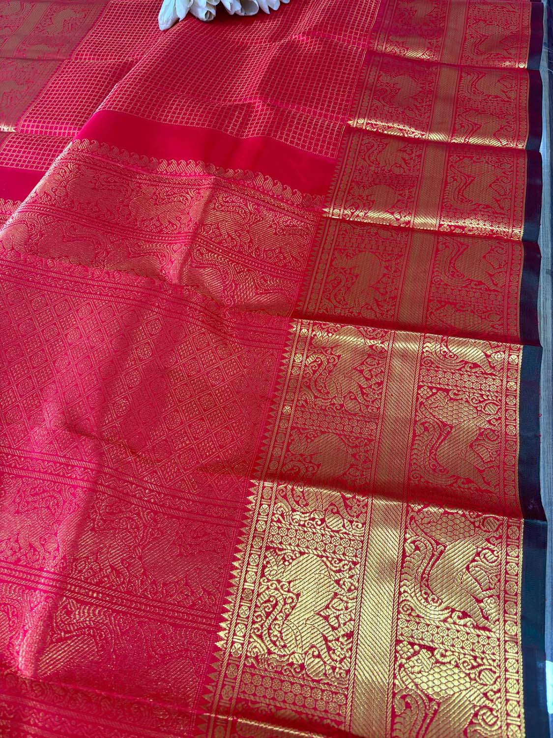 Stunning Red Handloom Kanjeevaram Pure Silk Checks Design Dupatta - Luxurion World