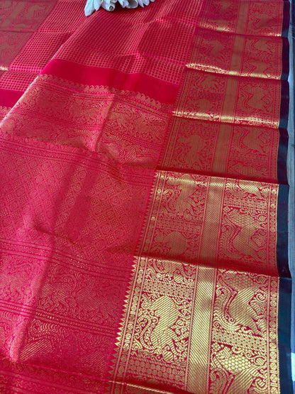 Stunning Red Handloom Kanjeevaram Pure Silk Checks Design Dupatta - Luxurion World