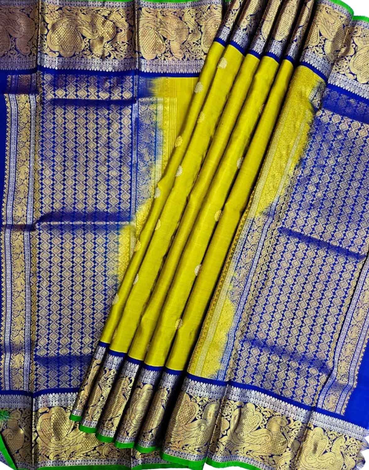 Green Kanjeevaram Silk Dupatta - Handloom Pure Elegance - Luxurion World