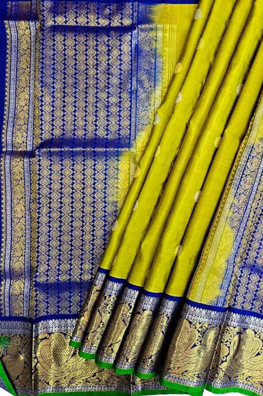 Green Kanjeevaram Silk Dupatta - Handloom Pure Elegance - Luxurion World