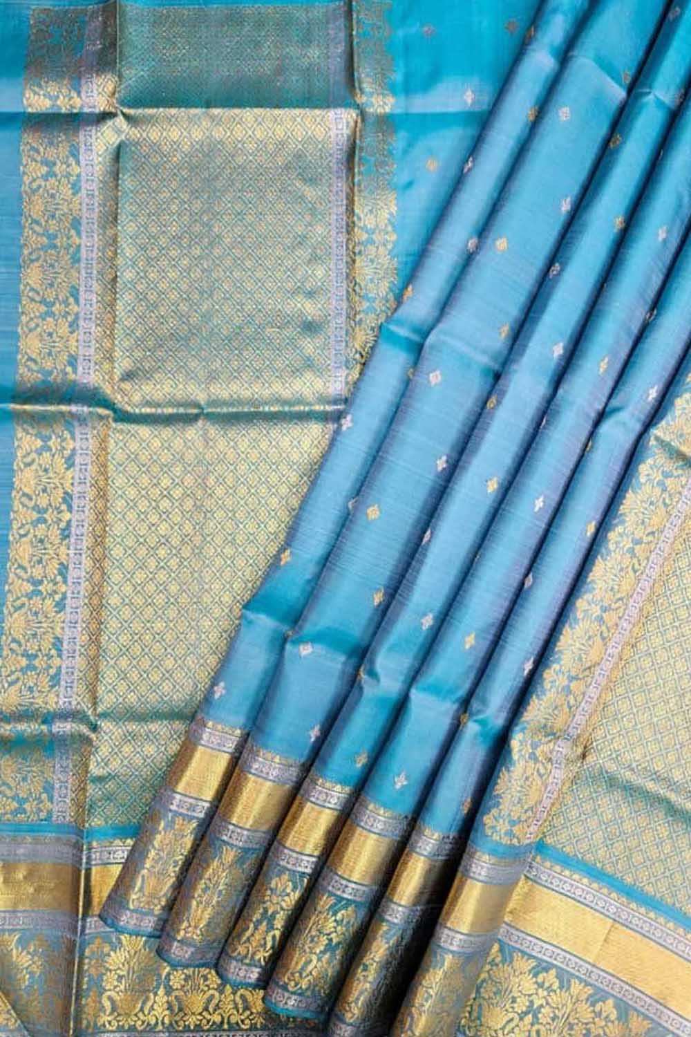 Blue Kanjeevaram Silk Dupatta: Handloom Elegance - Luxurion World