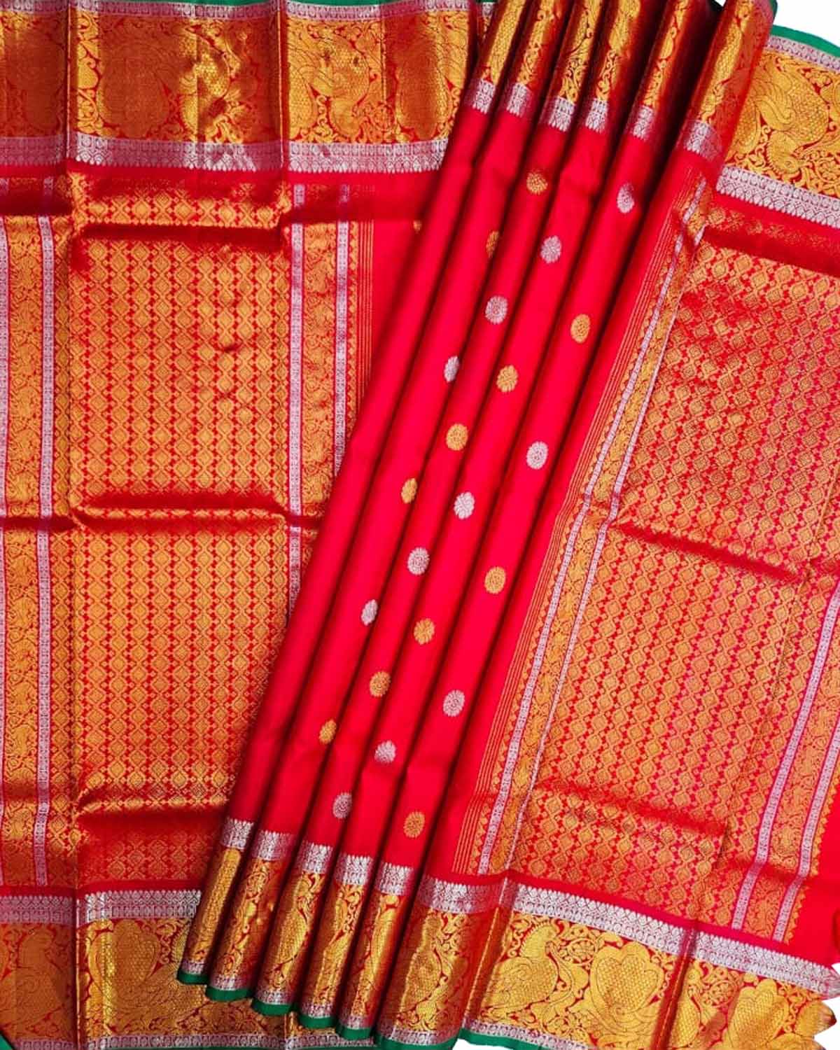 Red Kanjeevaram Silk Dupatta: Handloom Elegance - Luxurion World