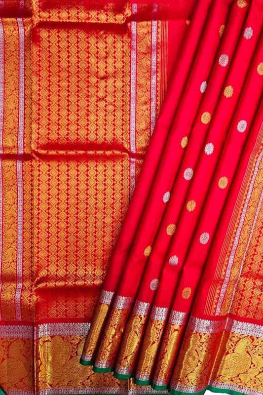 Red Kanjeevaram Silk Dupatta: Handloom Elegance - Luxurion World