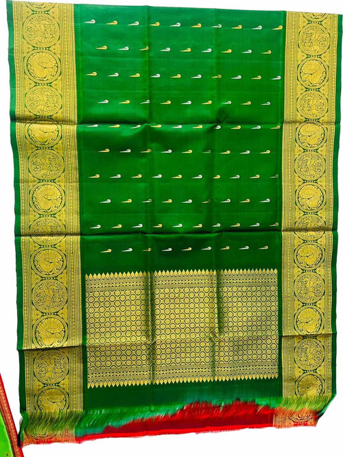 Green Pure Kanjeevaram Gadwal Silk Handloom Dupatta - Luxurion World