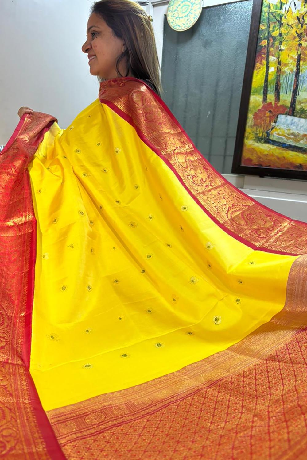 Yellow Pure Kanjeevaram Gadwal Silk Handloom Dupatta - Luxurion World