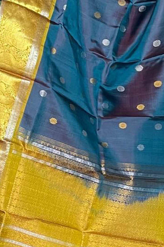 Blue Kanjeevaram Silk Dupatta: Handloom Elegance - Luxurion World