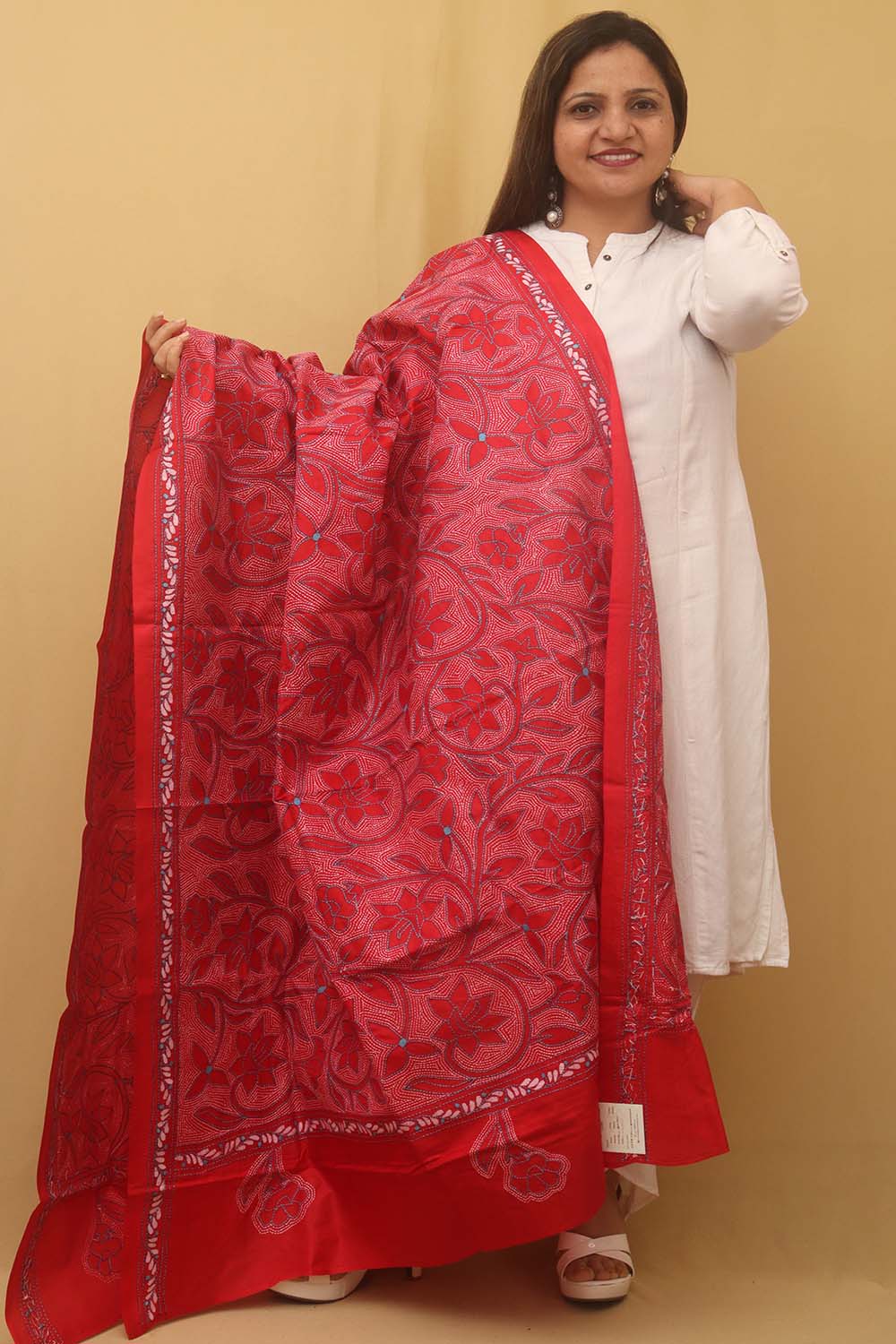 Red Hand Embroidered Kantha Banglore Silk Dupatta - Luxurion World