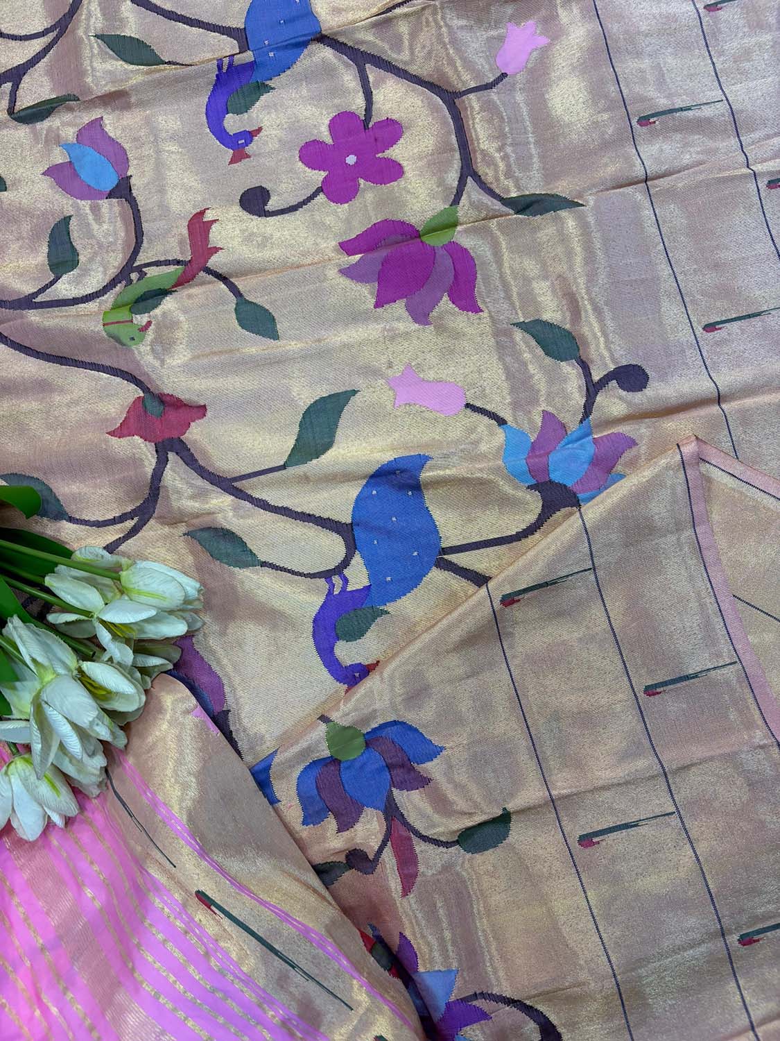 Exquisite Pink Paithani Handloom Pure Silk Brocade Muniya Border Dupatta - Luxurion World