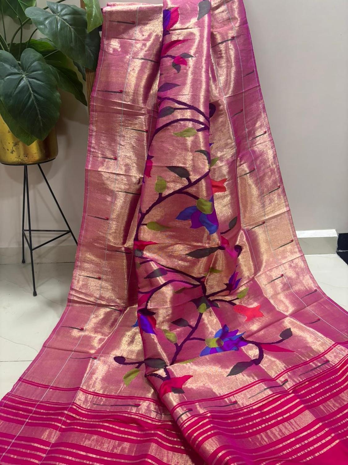 Pink Paithani Handloom Pure Silk Muniya Border Flower Design Dupatta - Luxurion World- Crafted Heirlooms
