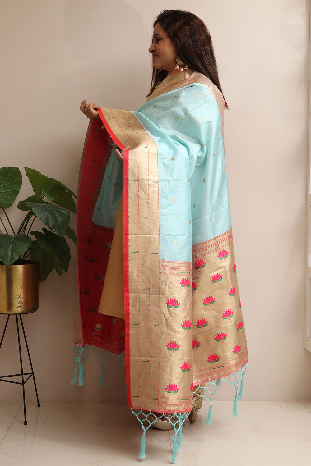 Elegant Blue Paithani Silk Flower Design Dupatta - Luxurion World