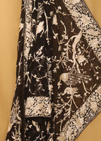 Black Hand Embroidered Parsi Pure Georgette Floral And Bird Design Dupatta - Luxurion World
