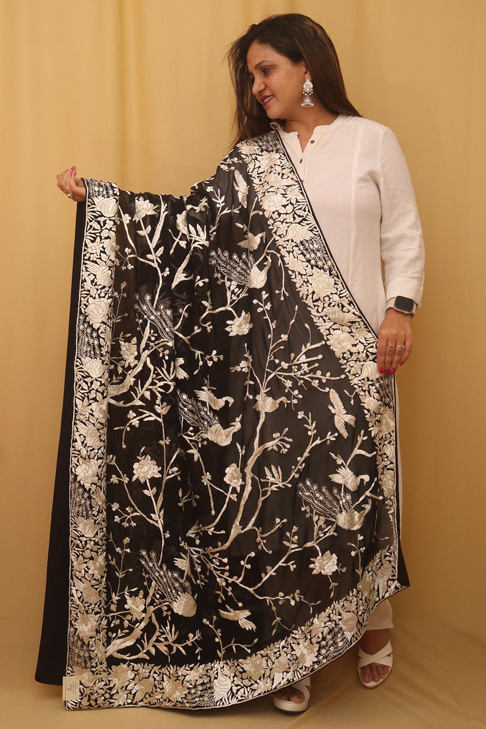 Black Hand Embroidered Parsi Pure Georgette Floral And Bird Design Dupatta - Luxurion World
