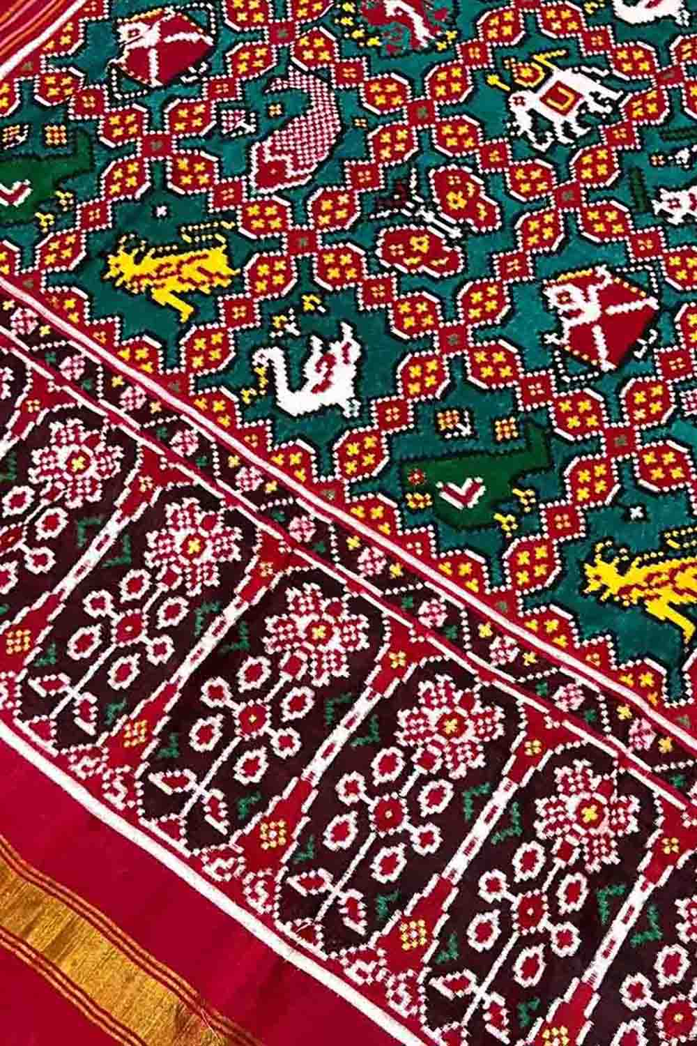 Green Handloom Double Ikat Patan Patola Pure Silk Dupatta - Luxurion World