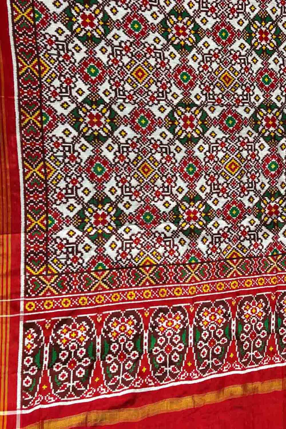 Luxurious Off White Patan Patola Handloom Pure Silk Dupatta - Luxurion World