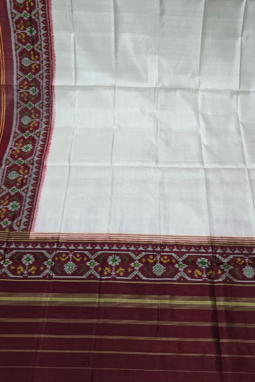 Off White Handloom Semi Patan Patola Pure Silk Dupatta - Luxurion World- Crafted Heirlooms