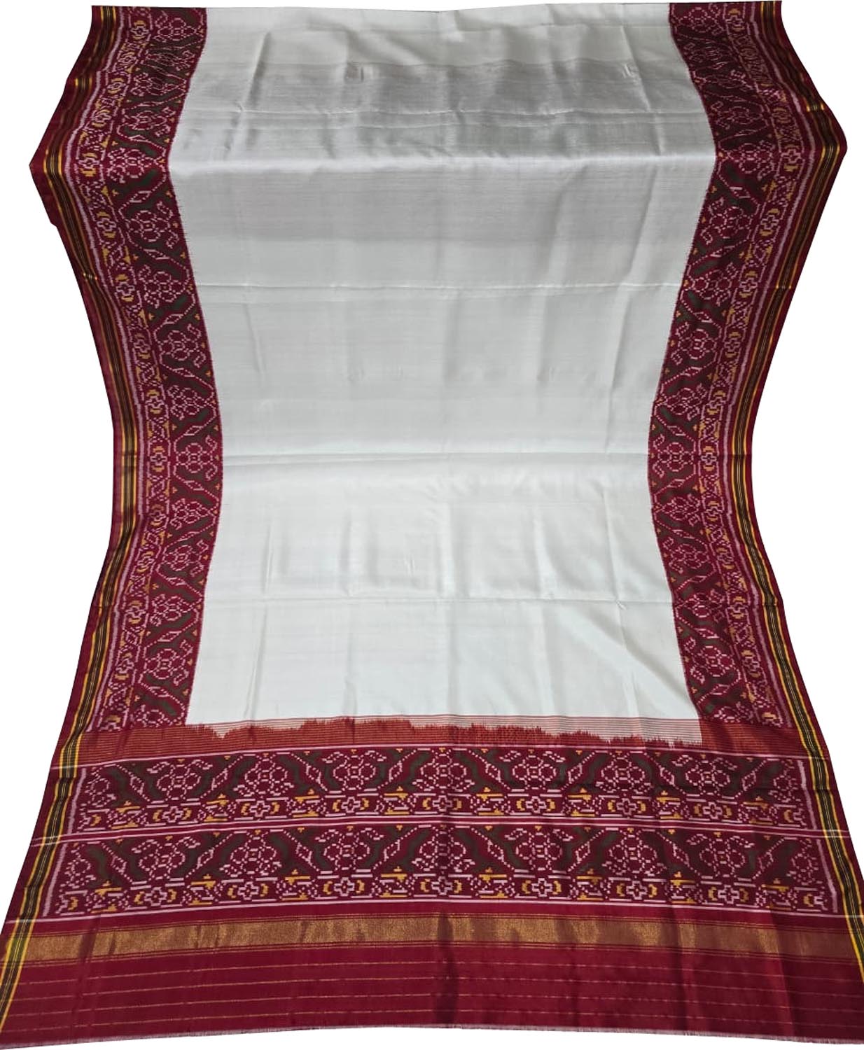 Off White Handloom Semi Patan Patola Pure Silk Dupatta - Luxurion World- Crafted Heirlooms