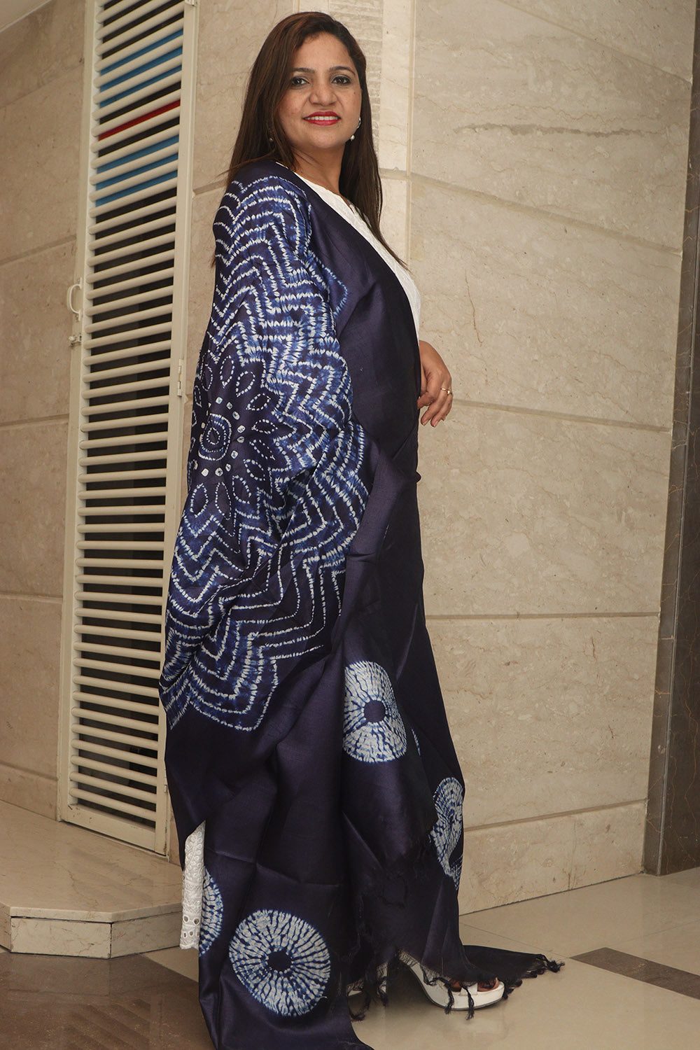 Blue Shibori Tie N Dye Pure Tussar Silk Hand Needle Work Dupatta - Luxurion World