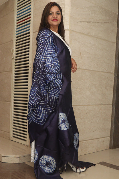 Blue Shibori Tie N Dye Pure Tussar Silk Hand Needle Work Dupatta - Luxurion World