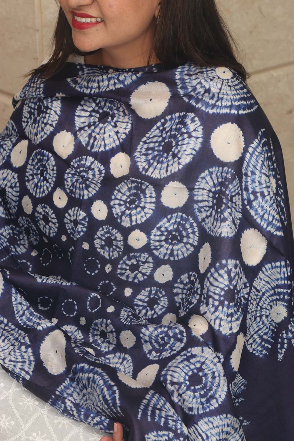 Blue Shibori Tie N Dye Pure Tussar Silk Hand Needle Work Dupatta - Luxurion World