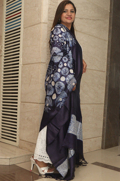 Blue Shibori Tie N Dye Pure Tussar Silk Hand Needle Work Dupatta - Luxurion World