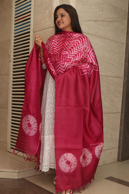 Pink Shibori Tie N Dye Pure Tussar Silk Hand Needle Work Dupatta - Luxurion World