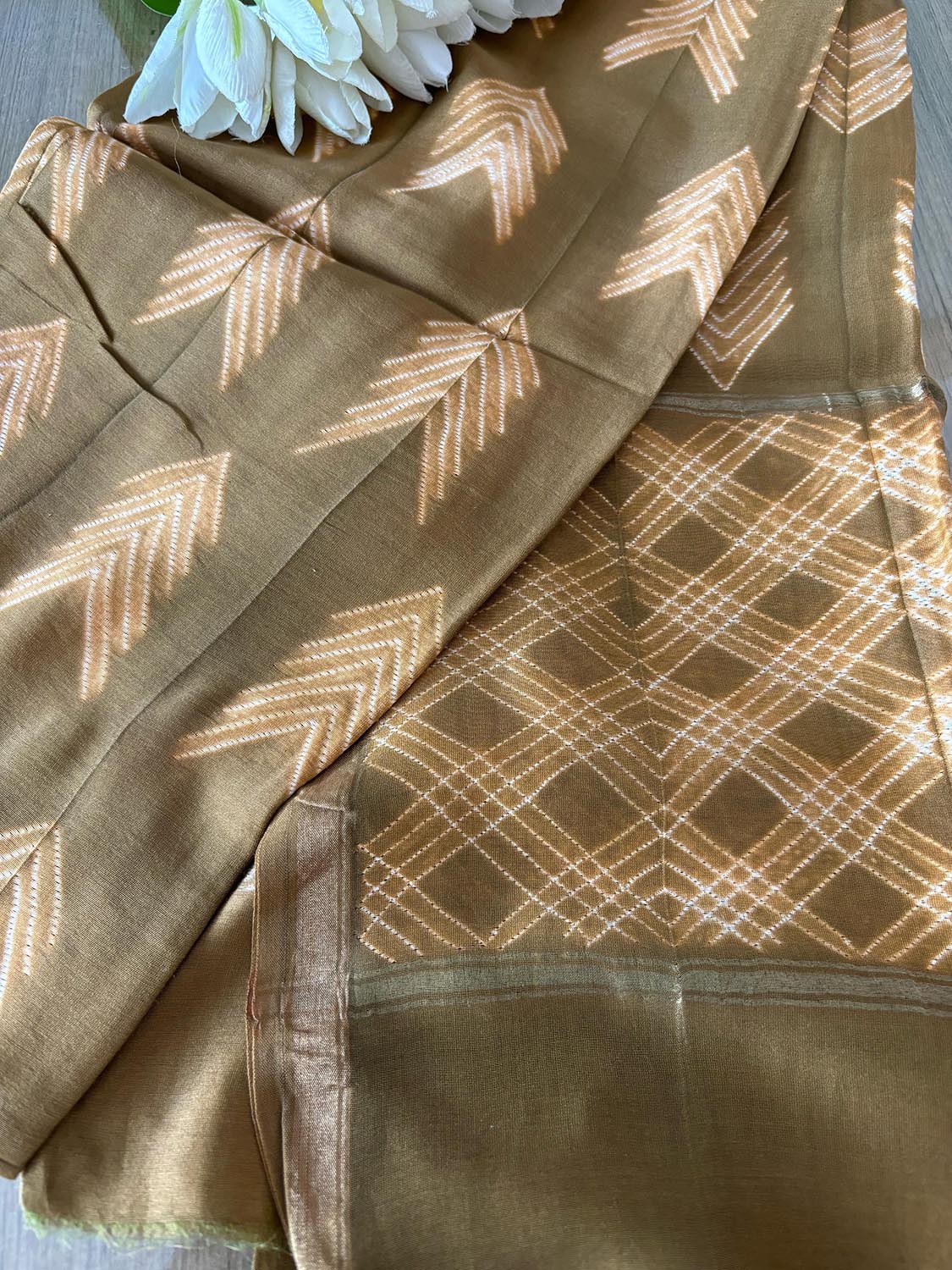 Brown & Yellow Shibori Tie N Dye Maheshwari Silk Dupatta - Luxurion World- Crafted Heirlooms