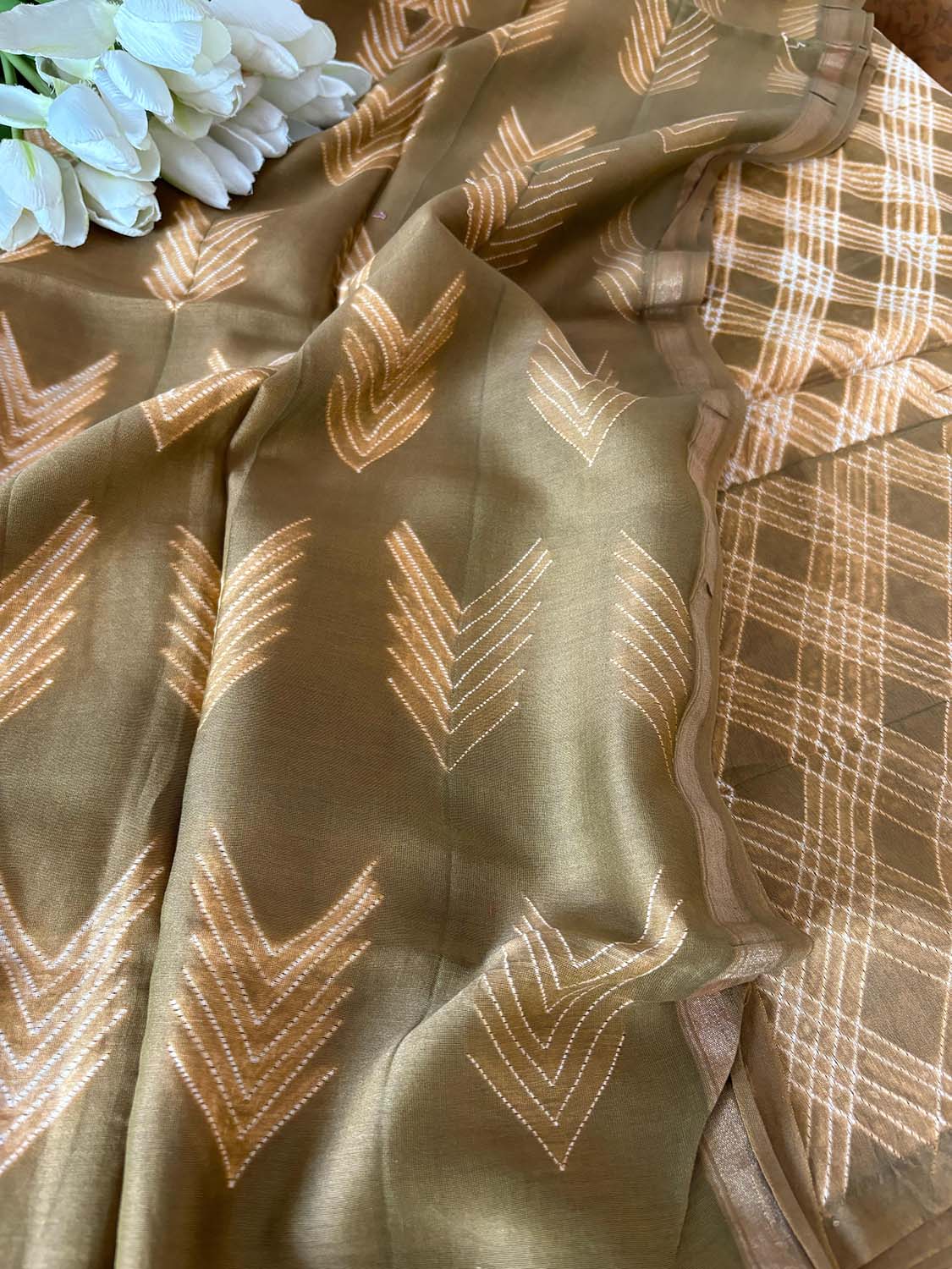 Brown & Yellow Shibori Tie N Dye Maheshwari Silk Dupatta - Luxurion World- Crafted Heirlooms
