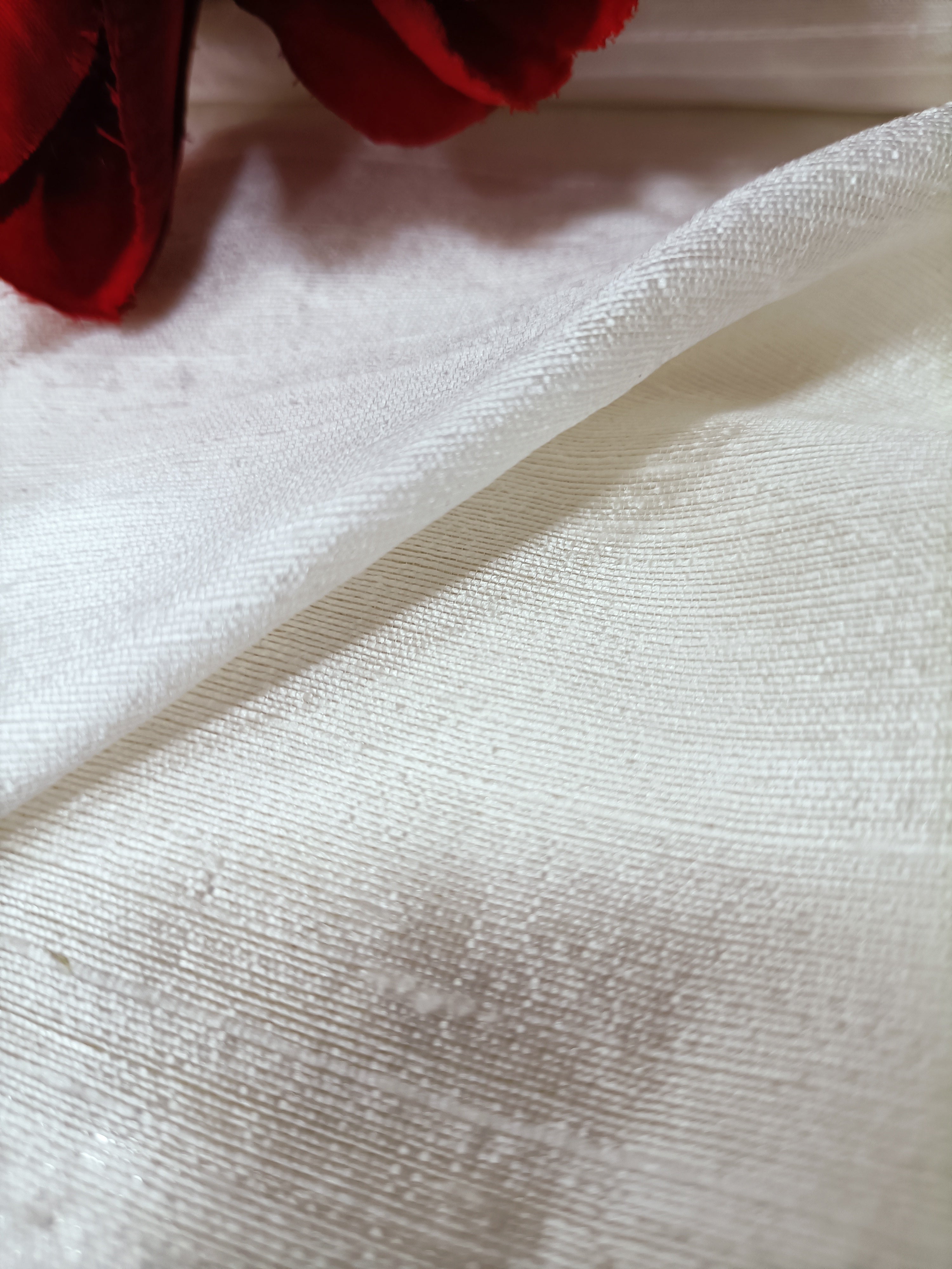 Dyeable Handloom Banarasi Pure Raw Silk Plain Fabric ( 2.5 Mtr ) - Luxurion World