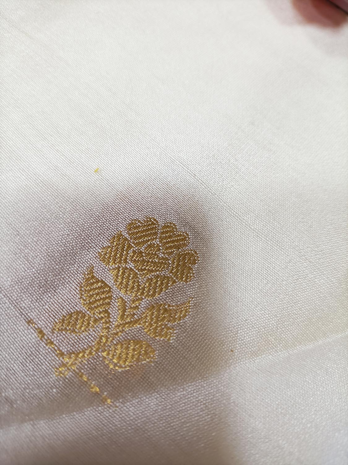 Dyeable Handloom Banarasi Pure Chiniya Silk Booti Design Fabric ( 2.5 Mtr ) - Luxurion World