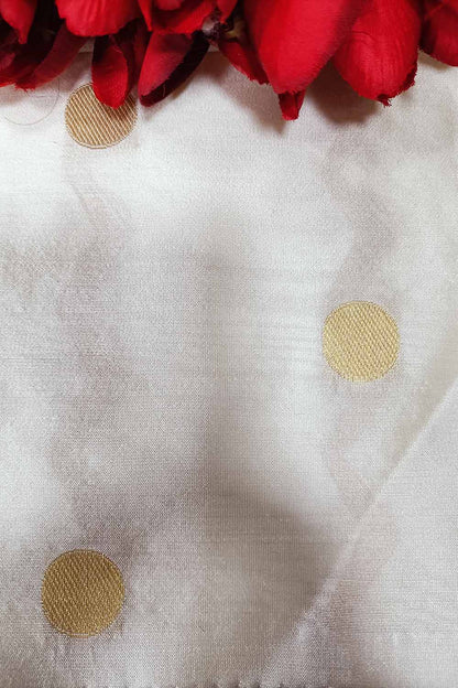 Dyeable Handloom Banarasi Pure Chiniya Silk Booti Design Fabric ( 2.5 Mtr ) - Luxurion World