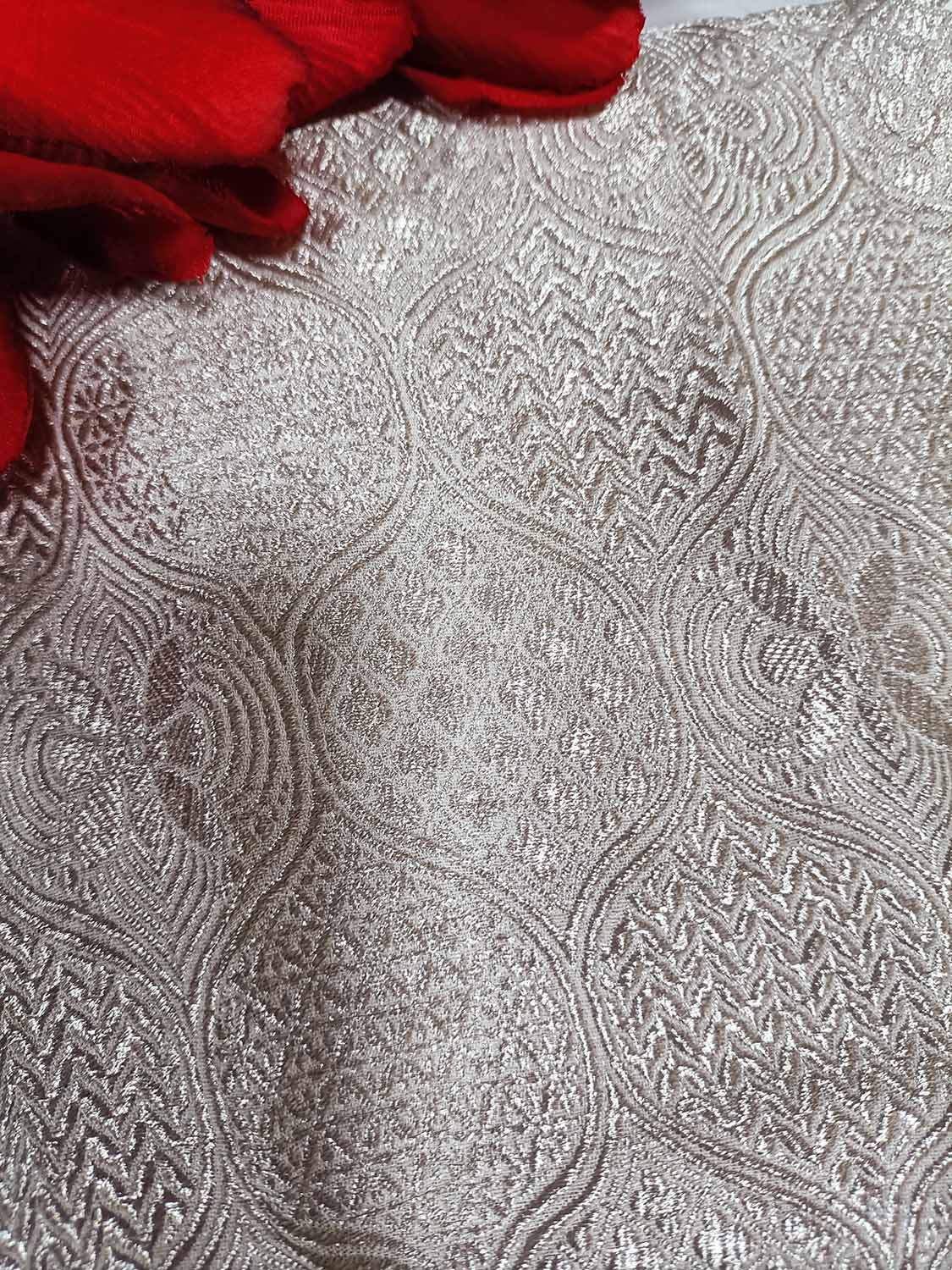 Dyeable Handloom Banarasi Pure Georgette Fabric ( 2.5 Mtr ) - Luxurion World