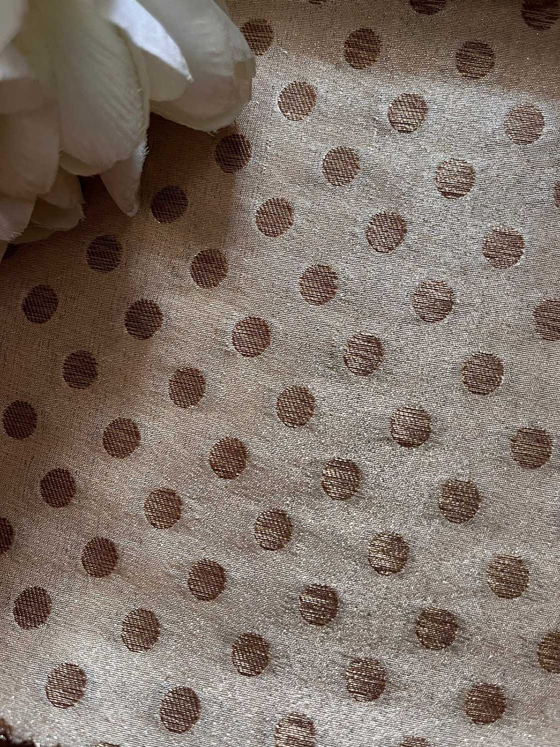 Exquisite Golden Banarasi Tissue Brocade Silk ( 2.5 Mtr ) - Luxurion World