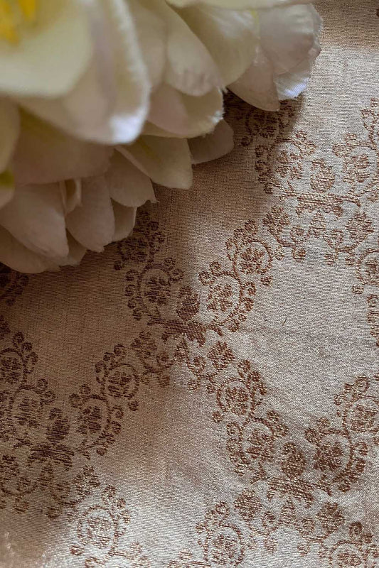 Exquisite Golden Banarasi Tissue Brocade Silk Fabric ( 2.5 Mtr ) - Luxurion World