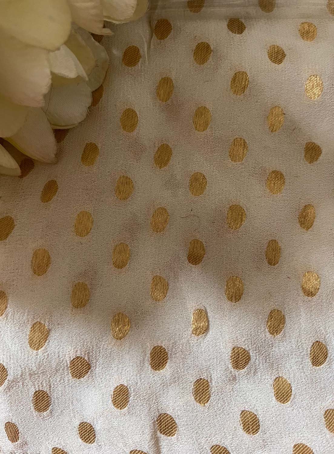 Vibrant Dyeable Banarasi Georgette Fabric ( 2.5 Mtr ) - Luxurion World